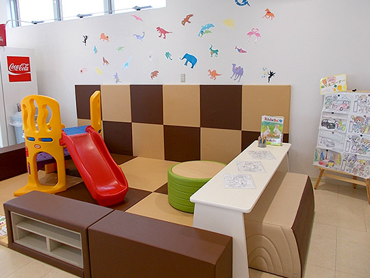 キッズコーナー