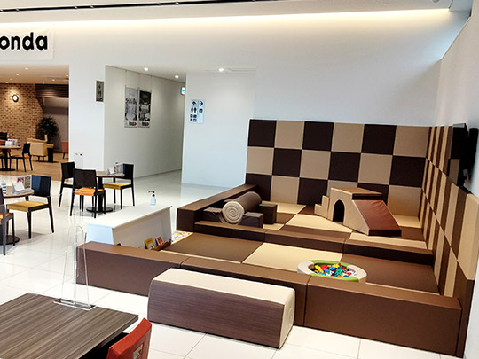 キッズコーナー