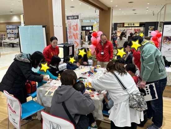 ダンボールクラフト体験！